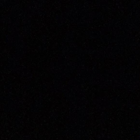 Color - Picture 1 of 1